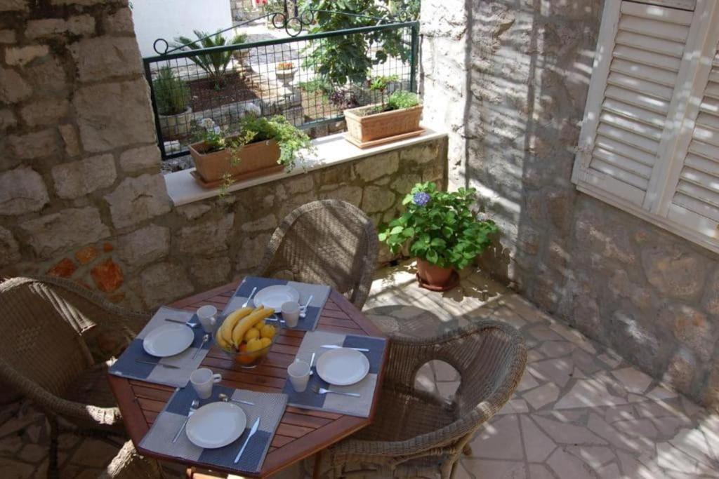 Apartment Seafront House In Dubrovnik